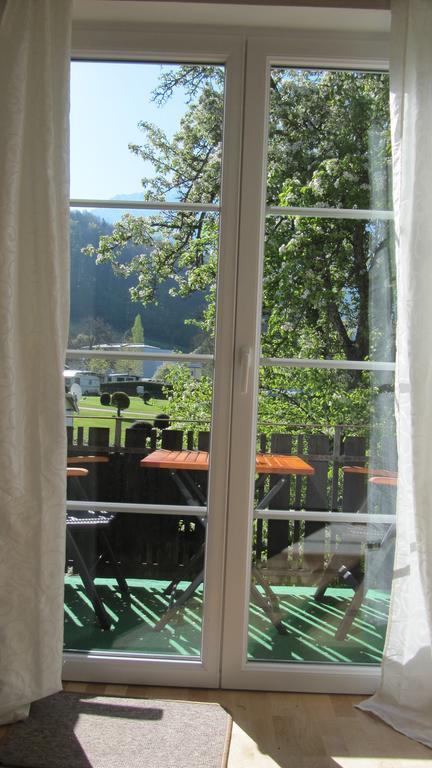 Wohnung Am See Steinbach am Attersee Exterior photo