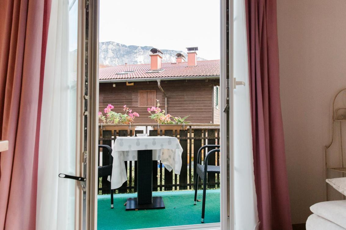 Wohnung Am See Steinbach am Attersee Exterior photo